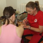 Workshop v Sepekově přinesl zajímavé poznatky o první pomoci i 72 tisíc věnovaných Nelle