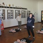 Workshop v Sepekově přinesl zajímavé poznatky o první pomoci i 72 tisíc věnovaných Nelle
