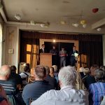 Poslední aplaus po téměř sto letech patřil Záskoku. Hostinec U Maxů v Heřmani čeká velká proměna