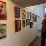 Spojila je vášeň pro malbu. Díla Jarky Kořínkové a Vlaďky Šilhavé jsou k vidění v Chýnově