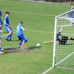 Vzepětí Lišova odskákal i Kovářov. Pomohl kiks brankáře