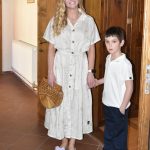 Jarní módní přehlídka v milevské klášterní kavárně nabídla kolekci plnou pastelů a „máslovky“