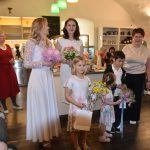 Jarní módní přehlídka v milevské klášterní kavárně nabídla kolekci plnou pastelů a „máslovky“