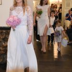 Jarní módní přehlídka v milevské klášterní kavárně nabídla kolekci plnou pastelů a „máslovky“