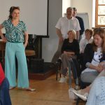 Jarní módní přehlídka v milevské klášterní kavárně nabídla kolekci plnou pastelů a „máslovky“