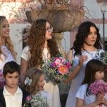 Jarní módní přehlídka v milevské klášterní kavárně nabídla kolekci plnou pastelů a „máslovky“