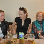 Jarní módní přehlídka v milevské klášterní kavárně nabídla kolekci plnou pastelů a „máslovky“