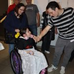 VIDEO: V Kovářově se při prvním koncertu vybralo 35 tisíc pro nemocnou Nellinku