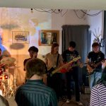 VIDEO: V Kovářově se při prvním koncertu vybralo 35 tisíc pro nemocnou Nellinku