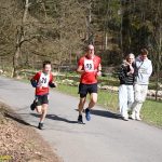 VIDEO: Závody na Harrachovce přilákaly více než dvě stovky běžců