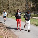 VIDEO: Závody na Harrachovce přilákaly více než dvě stovky běžců