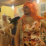 Video: Rockový mazec, rudý koberec a hasiči v róbách. Klisinečtí předvedli v Hrazánkách divokou módní přehlídku