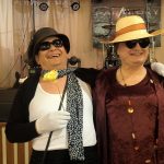 Video: Rockový mazec, rudý koberec a hasiči v róbách. Klisinečtí předvedli v Hrazánkách divokou módní přehlídku