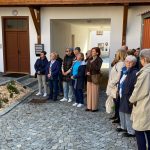 Husinec otevřel nový dům s pečovatelskou službou. Seniorům nabídne bezbariérové bydlení