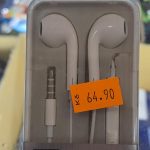 Obchodníci na jihu Čech prodávali padělky sluchátek a dětských hraček