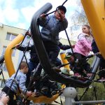 V říši obrů. Nové hřiště v Plané nad Lužnicí otestovaly desítky dětí hned první den