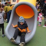 V říši obrů. Nové hřiště v Plané nad Lužnicí otestovaly desítky dětí hned první den