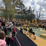V říši obrů. Nové hřiště v Plané nad Lužnicí otestovaly desítky dětí hned první den