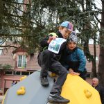 V říši obrů. Nové hřiště v Plané nad Lužnicí otestovaly desítky dětí hned první den