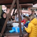 V říši obrů. Nové hřiště v Plané nad Lužnicí otestovaly desítky dětí hned první den