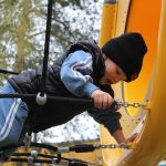 V říši obrů. Nové hřiště v Plané nad Lužnicí otestovaly desítky dětí hned první den