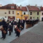 Masky, řinčení řetězů i Poslední večeře. Hrkání znovu oživilo Budějovice