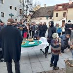 Masky, řinčení řetězů i Poslední večeře. Hrkání znovu oživilo Budějovice