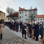 Masky, řinčení řetězů i Poslední večeře. Hrkání znovu oživilo Budějovice
