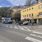Na jordánské hrázi obrátila auto na střechu řidička, na průběh nehody si nepamatuje