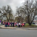 Tohle se vidí jednou za život, říkali lidé v Borovanech. Obří jeřáb zvedl jedenáctitunovou dřevěnou věž kostela