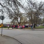 Tohle se vidí jednou za život, říkali lidé v Borovanech. Obří jeřáb zvedl jedenáctitunovou dřevěnou věž kostela