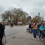 Tohle se vidí jednou za život, říkali lidé v Borovanech. Obří jeřáb zvedl jedenáctitunovou dřevěnou věž kostela