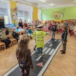 Děti v Blatné překvapily nejen znalostmi. Ve třídě stáli malí policisté