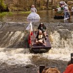 Asijské bistro, řezníci i jeptišky. Malenice si užily další ročník neckyády