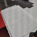 Tma, ticho a nejistota. Nová výstava v Jihočeském muzeu vtáhne návštěvníky do světa lidí s hendikepem