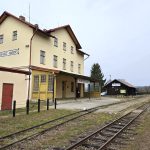 Nová éra úzkokolejky je tu. Od Velkého pátku vyráží do Nové Bystřice i Obrataně