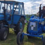 Veterány soutěžily na louce u Moravče ve zručnosti i pomalosti. Sjelo se 75 strojů
