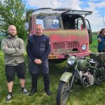 Veterány soutěžily na louce u Moravče ve zručnosti i pomalosti. Sjelo se 75 strojů