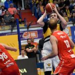 VIDEO: Drastická marodka víc než čtvrtfinále Sršňům zřejmě nedovolí