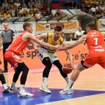 VIDEO: Drastická marodka víc než čtvrtfinále Sršňům zřejmě nedovolí