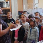 Střelské Hoštice připomínají historii voroplavby. Muzeum zahájilo jubilejní sezonu, v kempu se stavěl vor