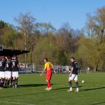 Fotbal: Červená a smrtící standardky. Kaplice padla s Meteorem Tábor navzdory odporu v deseti
