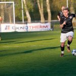 Fotbal: Červená a smrtící standardky. Kaplice padla s Meteorem Tábor navzdory odporu v deseti