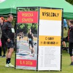Déšť závodníky neodradil, v Píseckých horách pošesté stopovali Pivoně