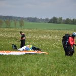 VIDEO: Na bývalém letišti Všechov u Tábora začaly tréninky paraglidingu