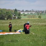 VIDEO: Na bývalém letišti Všechov u Tábora začaly tréninky paraglidingu