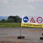 VIDEO: Na bývalém letišti Všechov u Tábora začaly tréninky paraglidingu