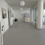 Mladí výtvarníci pomáhají seniorům. G- centrum Tábor chystá útulnější prostředí pro klienty