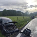 U Jenína poblíž Dolního Dvořiště srážka dvou aut uzavřela komunikaci