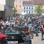 Rekordní účast na setkání motorkářů. Do Milevska jich přijelo přes tisíc